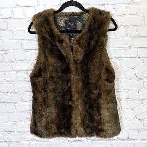 Sanctuary Clothing Brown Faux Fur Vest Small